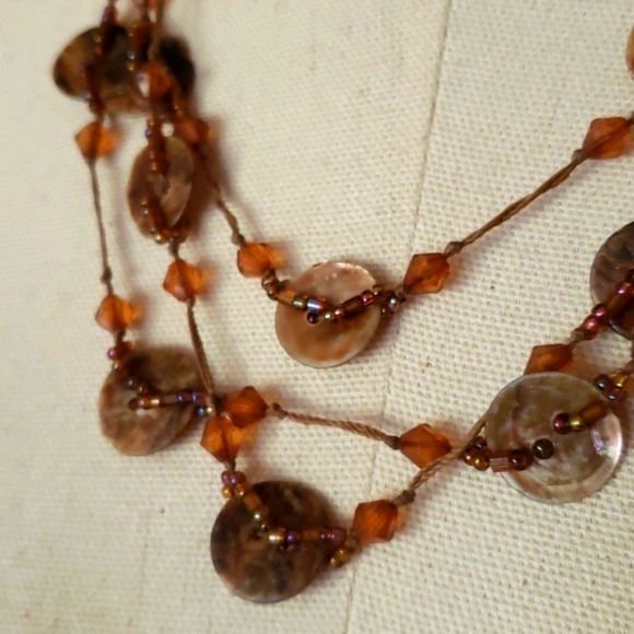 Delicate boho shell button and seed bead necklace - Picture 2 of 6